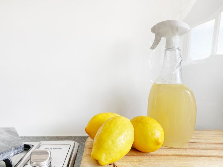 Using Lemons to Clean Your Home – No Chemicals!